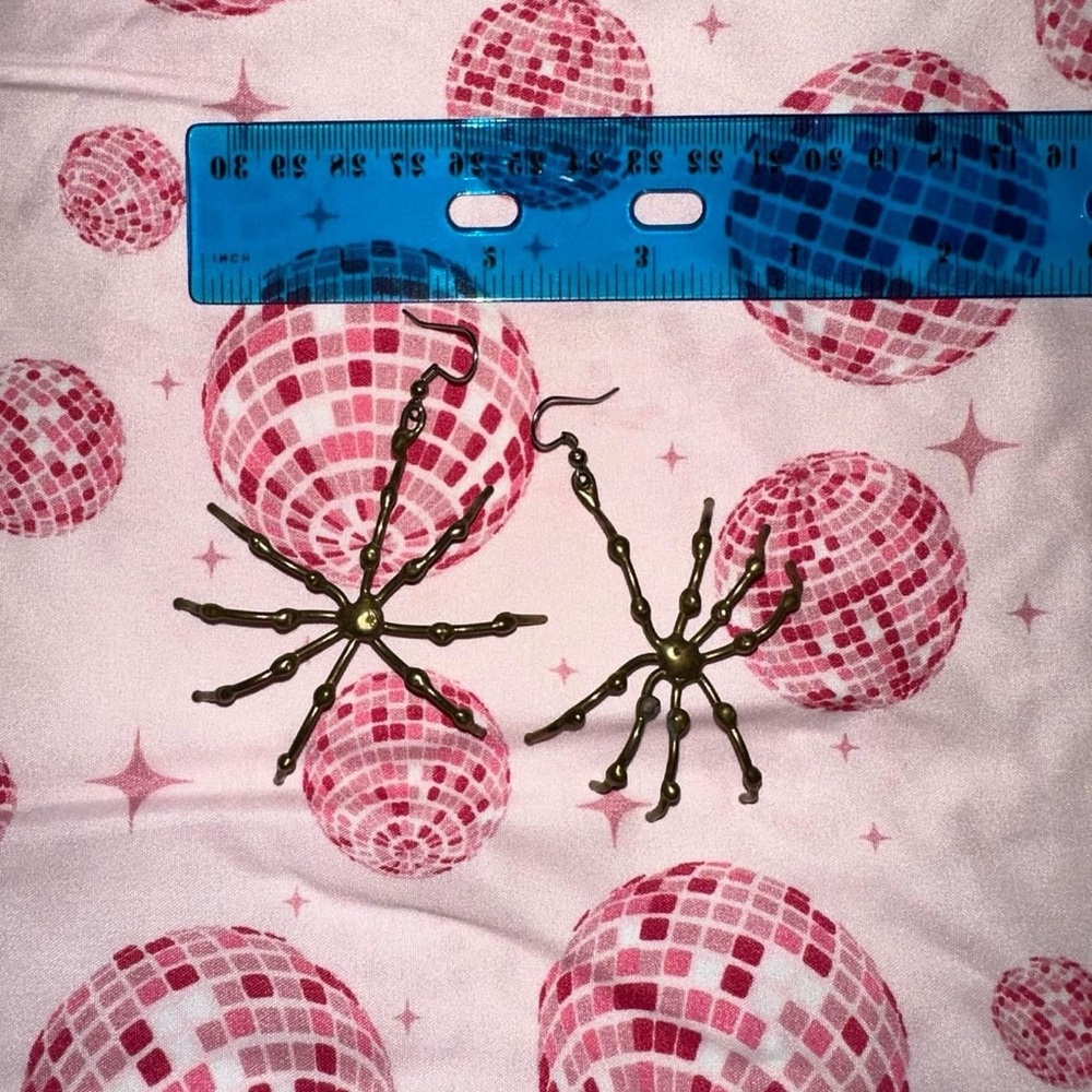 💖SPIDER EARRINGS💖 - Picture 5 of 7